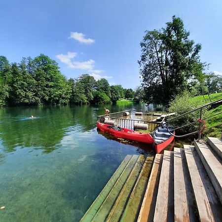 Pocitniska Hisa Parkfield Dragovan Метлика Экстерьер фото